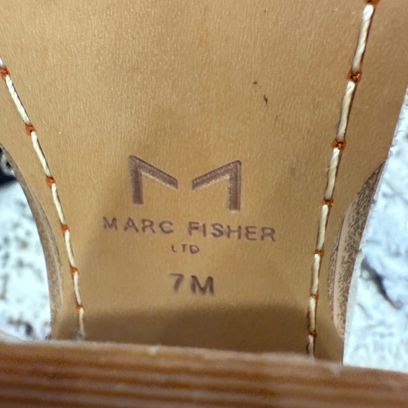 Marc Fisher  NFR approved Footwear Taupe Ankle Booties. Excellent opportunity. - Picture 3 of 5